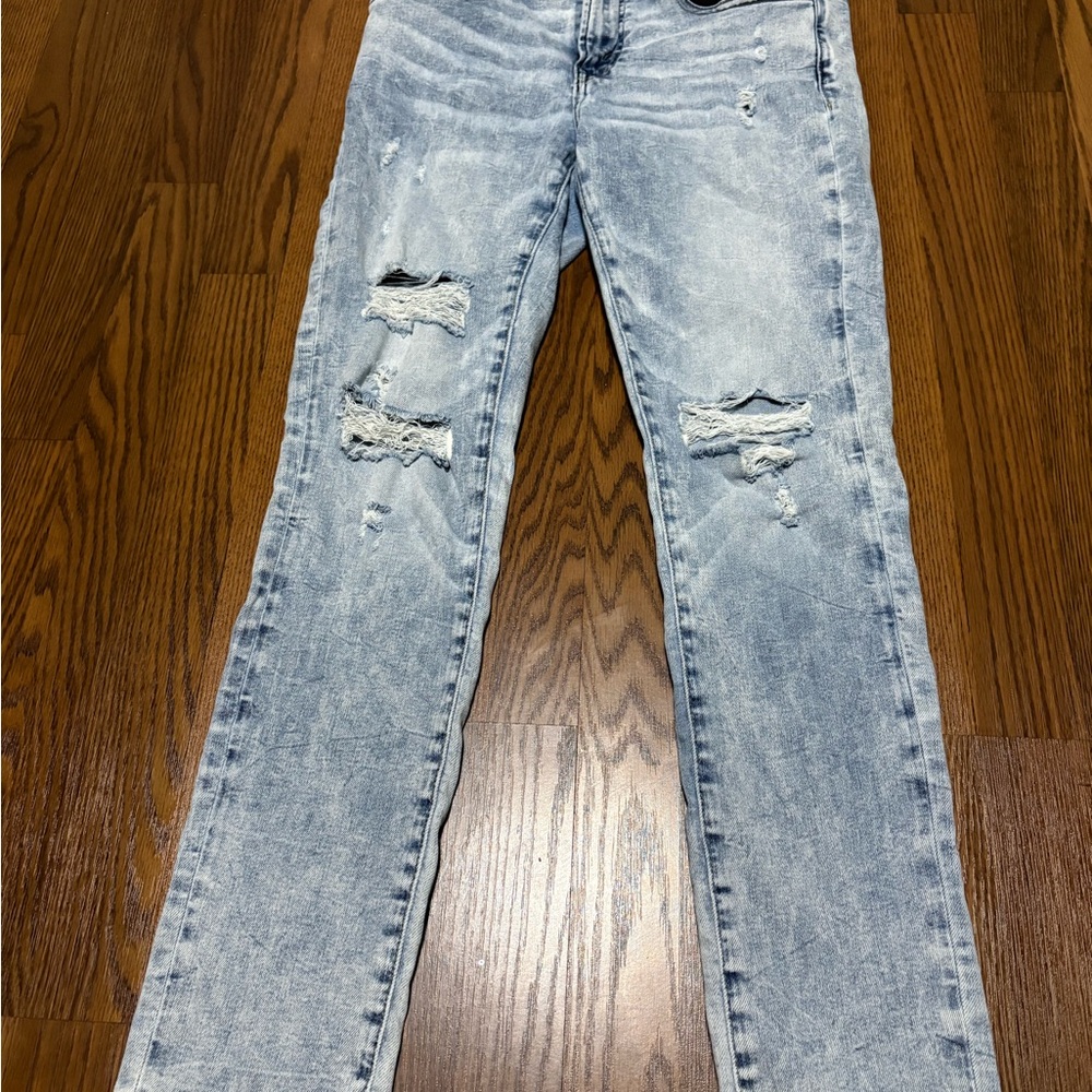 American Eagle Outfitters Light Blue Distressed Skinny Jeans
